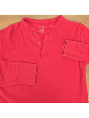 LL Bean Men's Red River Diver's Red Henley Small